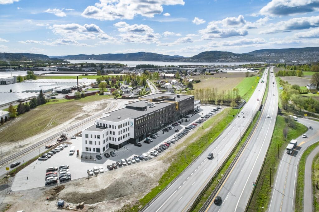Kontor for 10-15 ansatte i Kjellstad Næringspark
