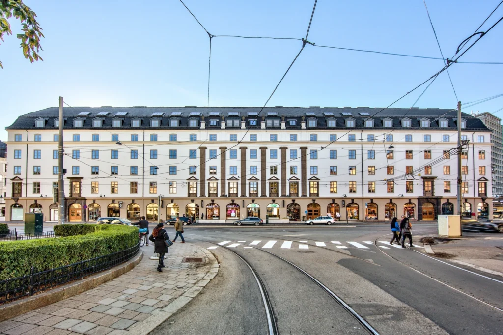 Kontorlokale for 20-26 ansatte med Solli Plass som nærmeste nabo